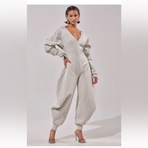 AKIRA Light Gray V-Neck Balloon Sleeve Jumpsuit